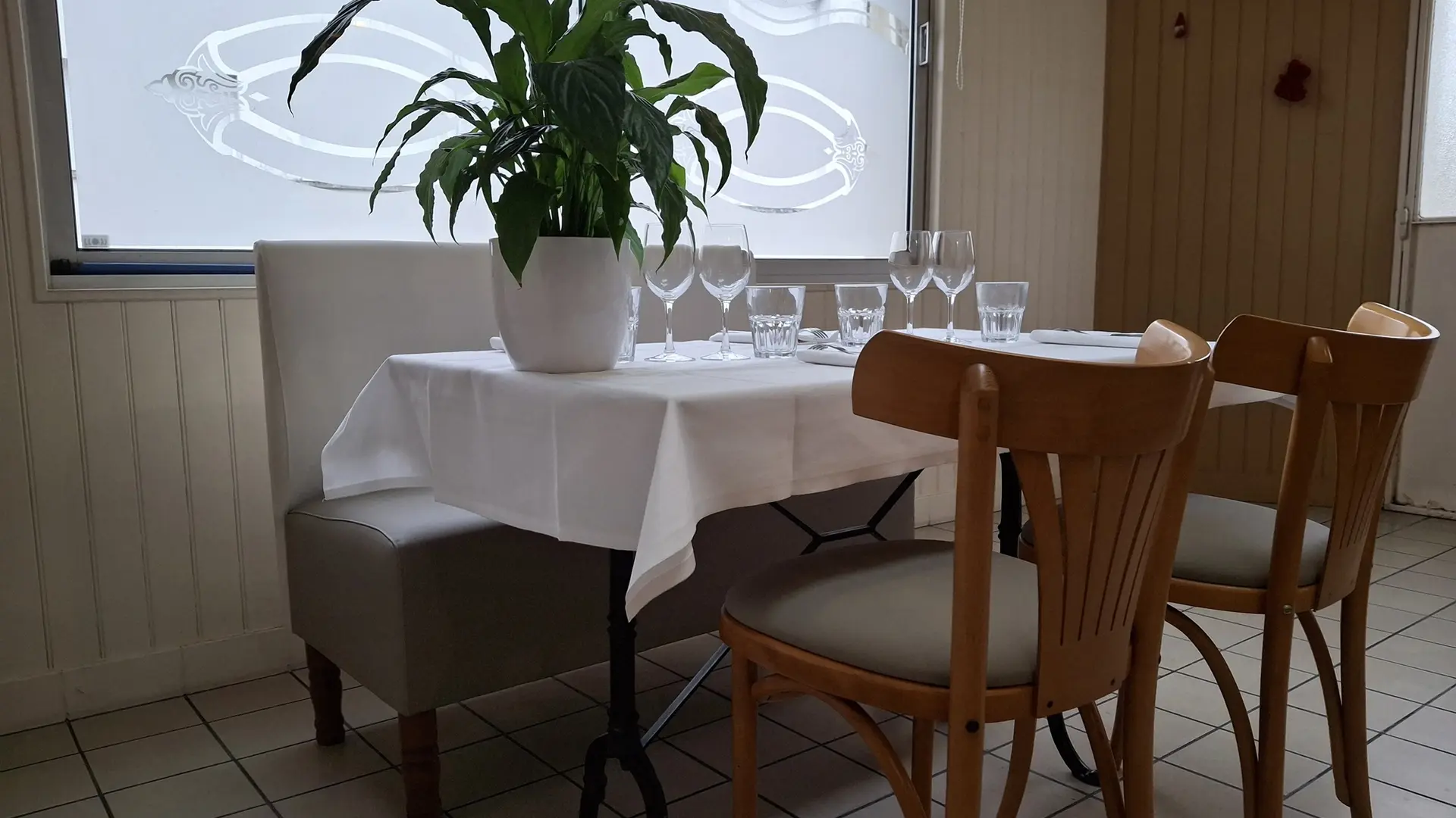 Restaurant-hotel-de-vendée-les-2-m-85200-fontenay-le-comte-2