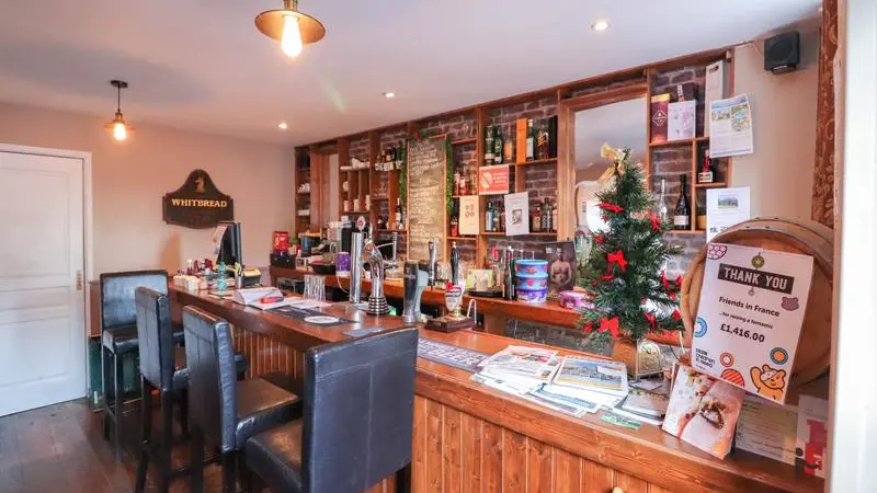 Rose and Crown_Le Lude