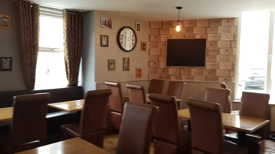 Rose and Crown_Le Lude