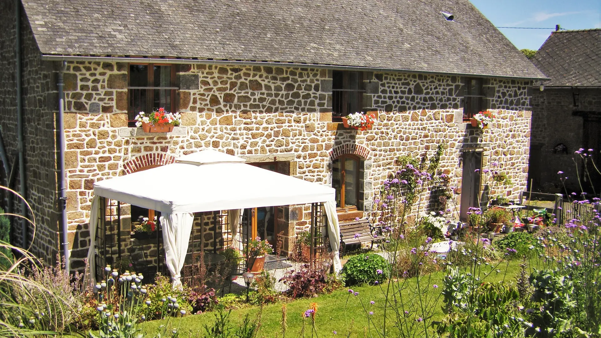 Chambre d'hôtes La Cloue - Sainte-Marie-du-Bois (53)