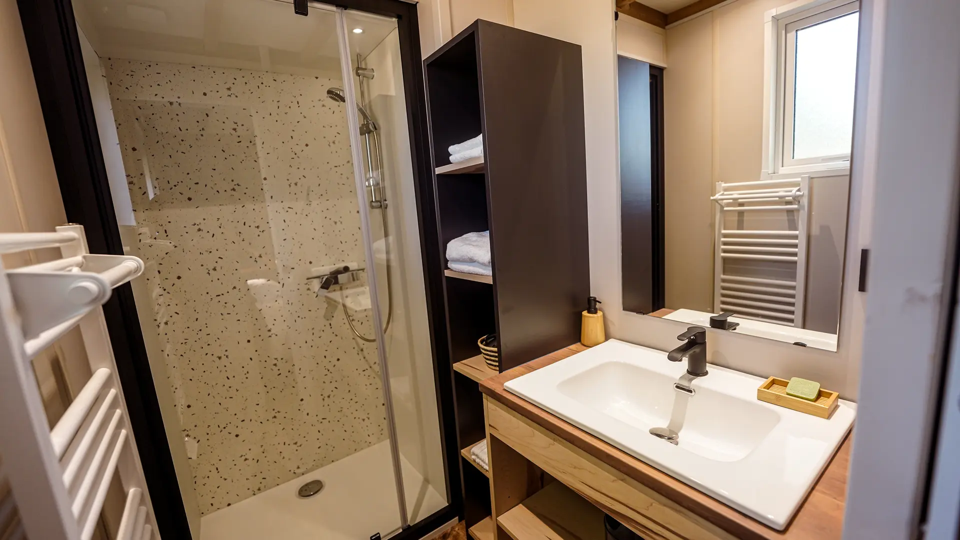 Salle de douche parentale