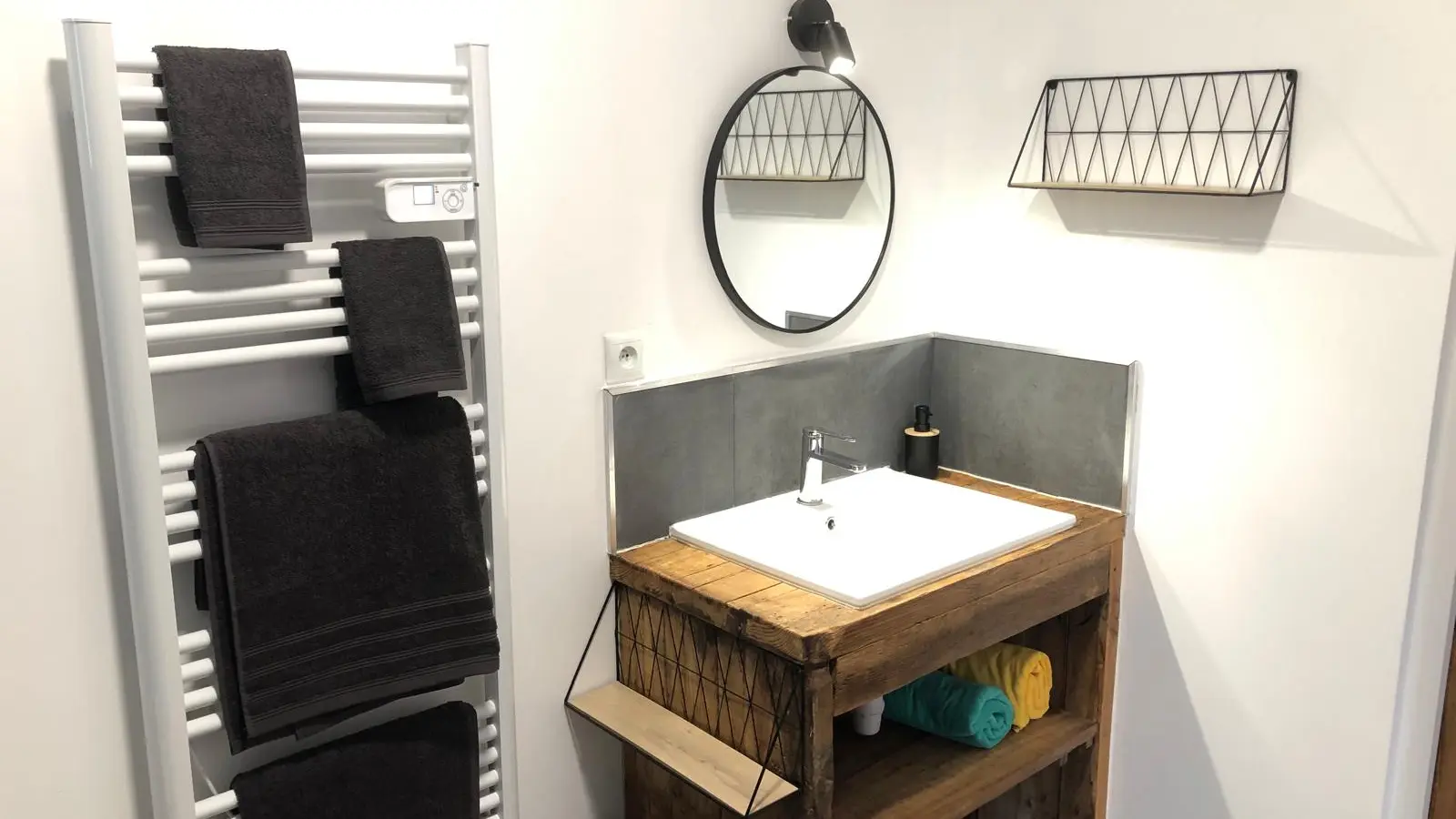 Salle douche 2 - gite le jardin des bosquets 85 auchay-sur-vendée