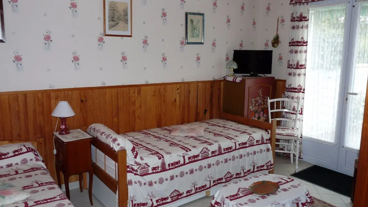 162440 - La chambre à deux lits individuels