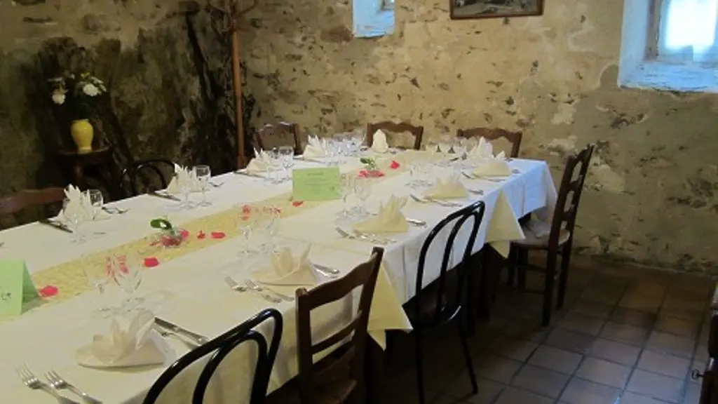 auberge-de-maitre-pannetier-vouvant-rest-3