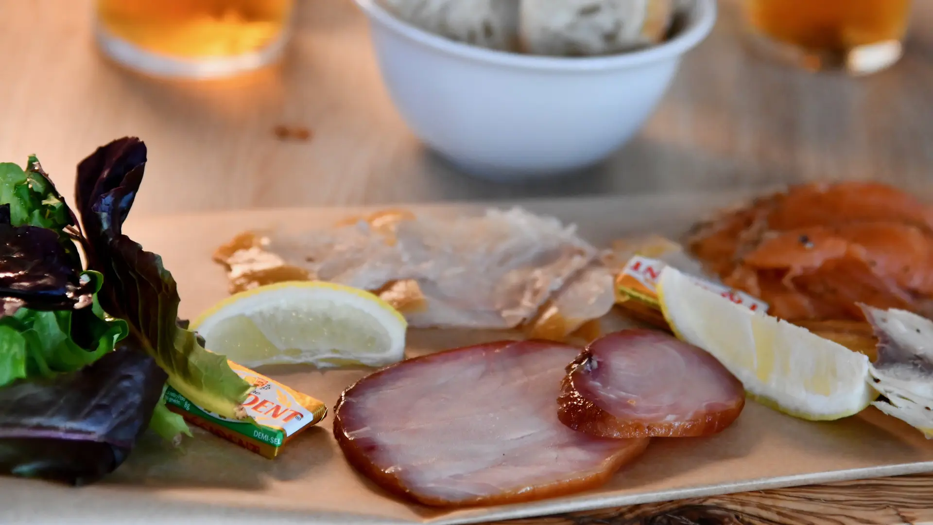 bar-restaurant-dusk-co-working-hotel-petit-dejeuner-cocktail (10)