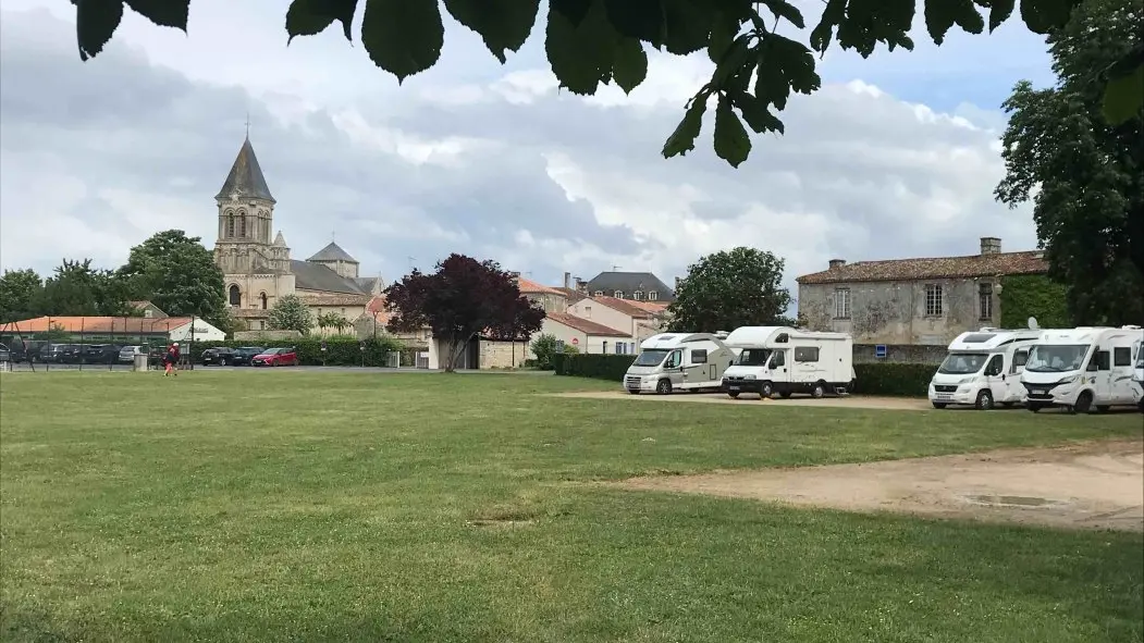 Aire de service du Parc du Vignaud