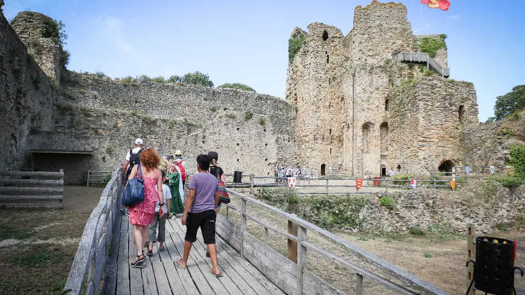 chateau-talmont-decouverte-famille