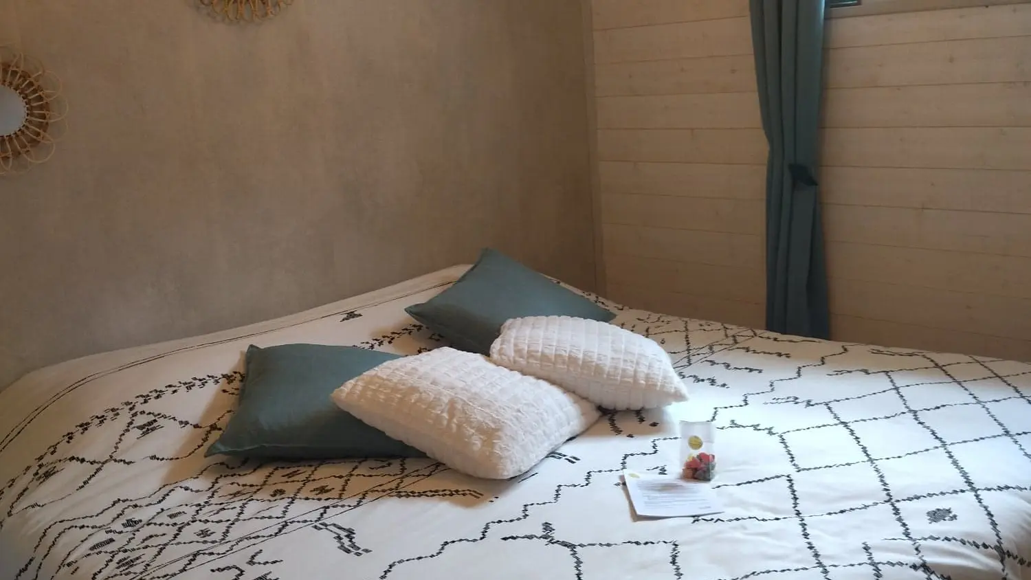 Chambre Ambre (lit king size)