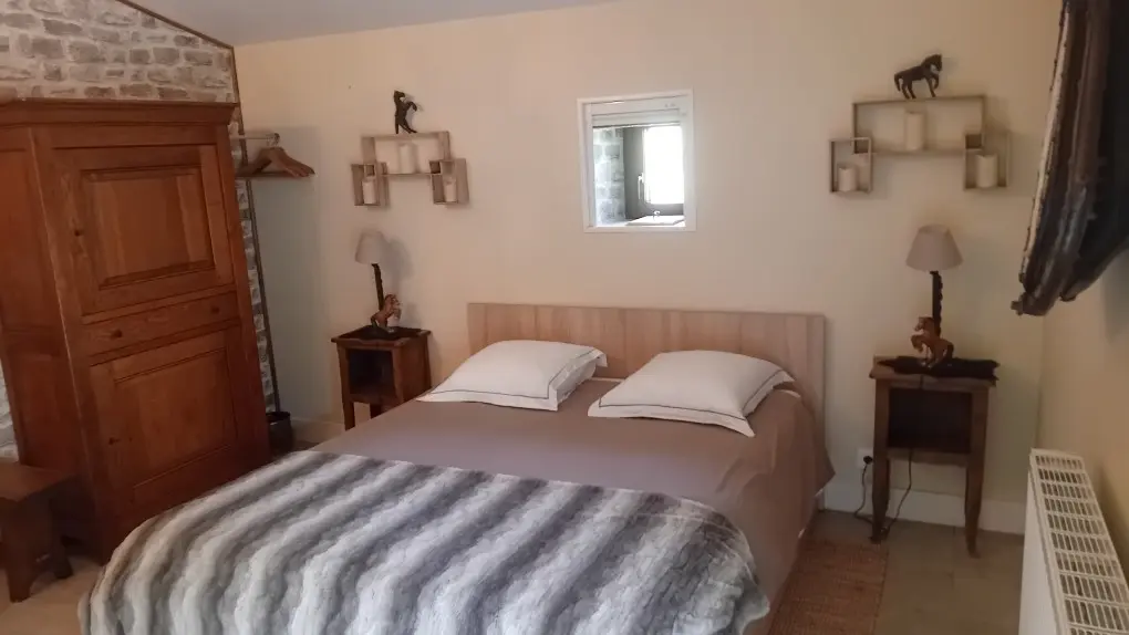 chambre-d-hotes-domaine-médieval-de-la-motte-rives-du-fougerais-85-6