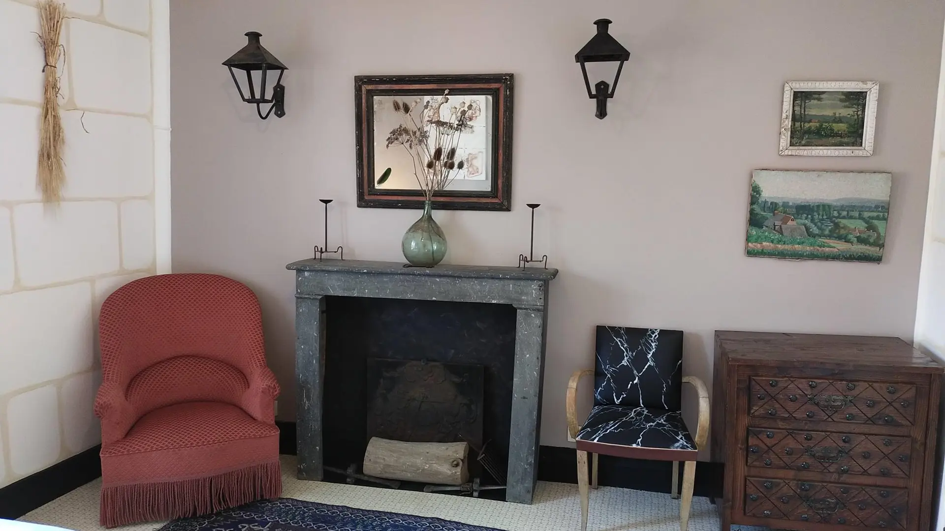 Mise à disposition gratuite de lit parapluie et accessoires pour bébé