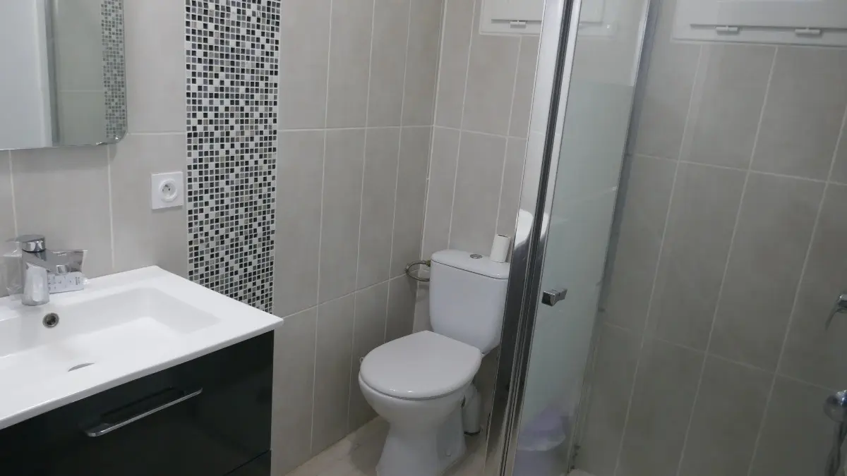 162403 - Salle d'eau