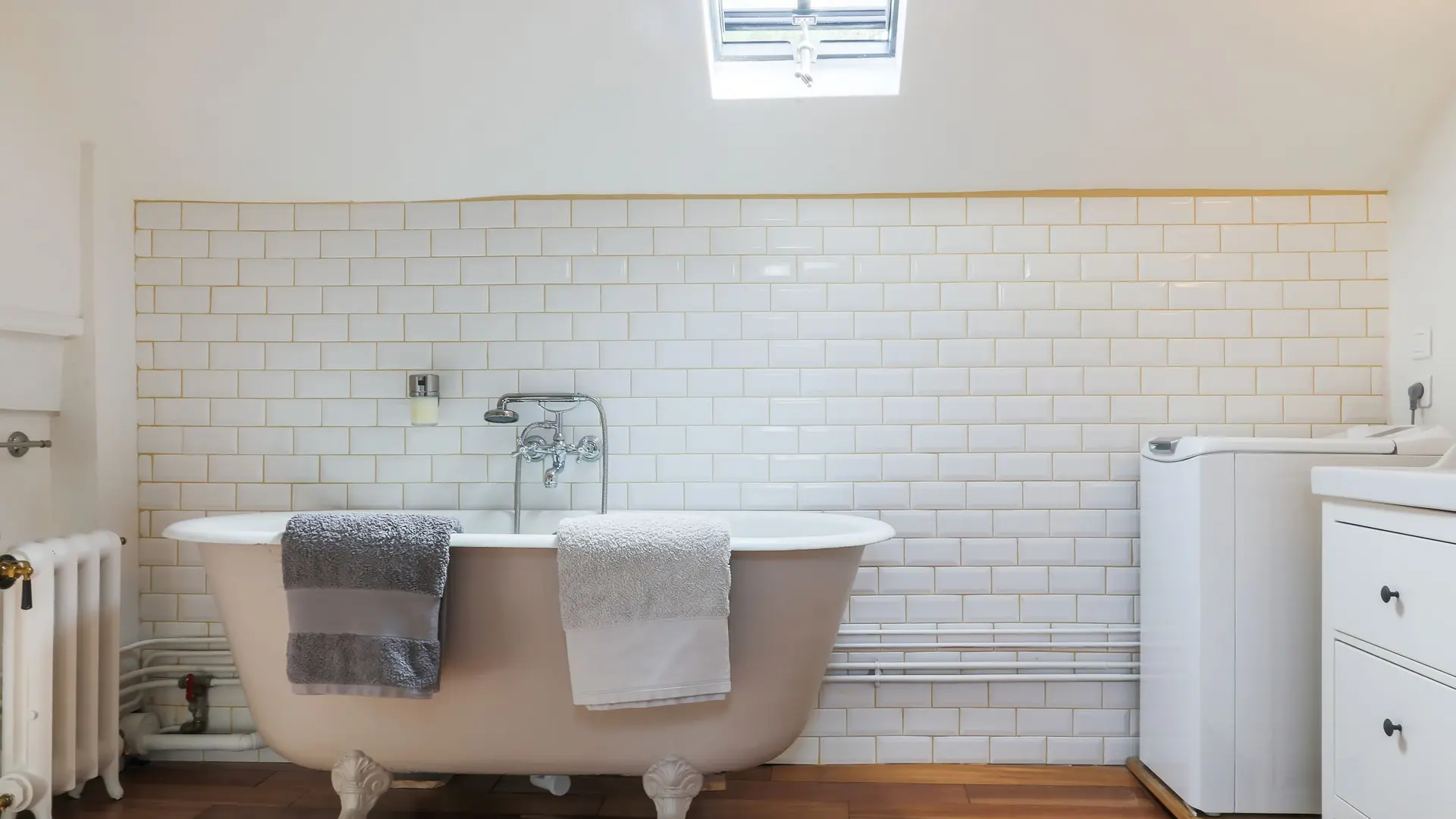 ecuries_hodebert_chateaux_loire_light_28