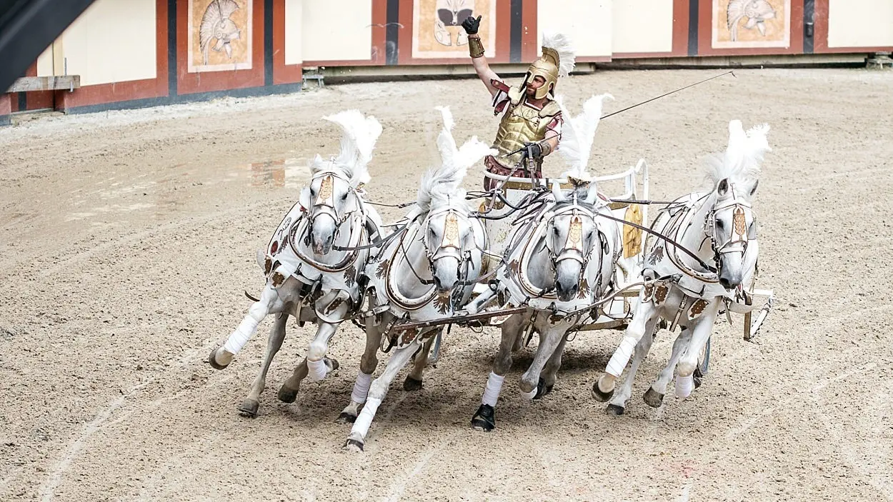 365835 - Puy du Fou