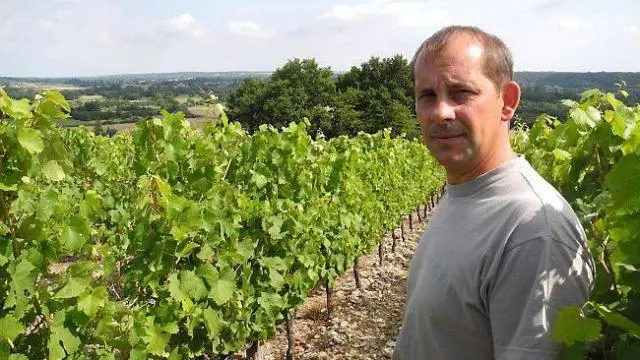 en-bord-de-loir-vigne-et-vin-proposent-une-tournee0
