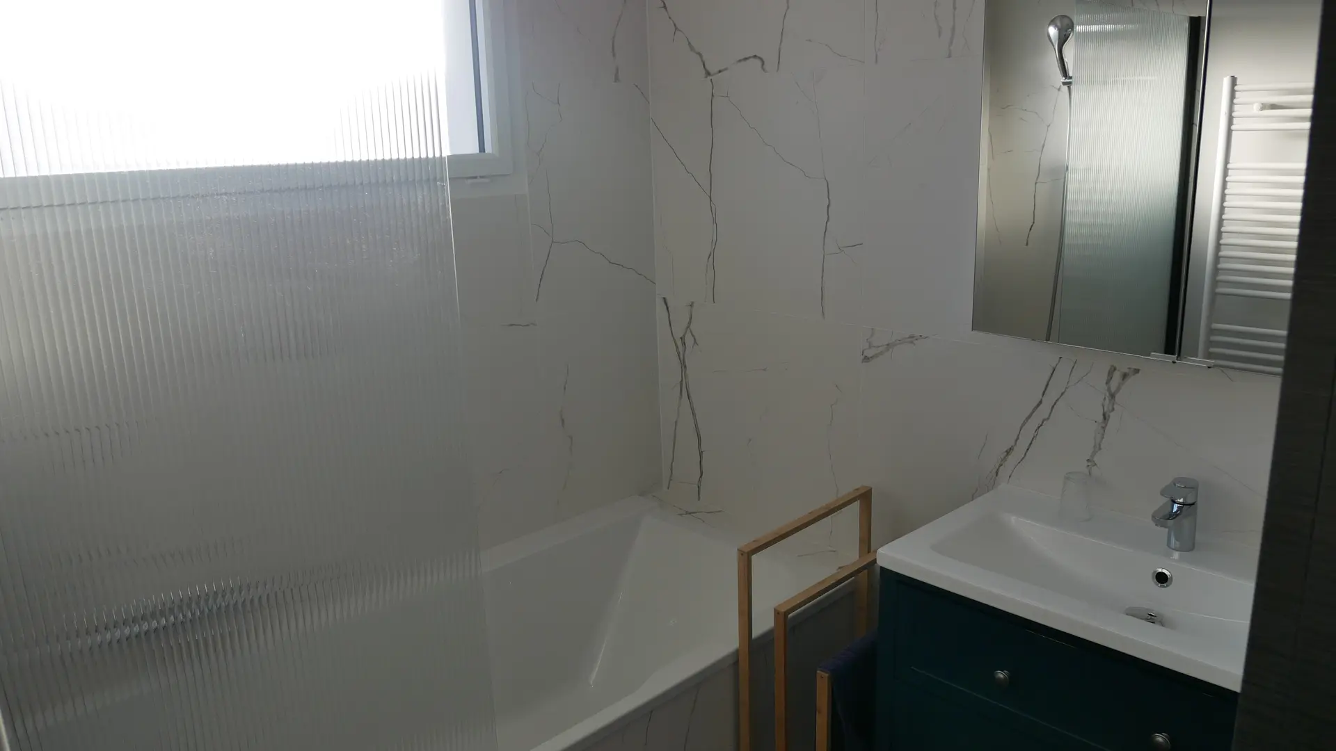 446535 - Maison 2 : salle de bain