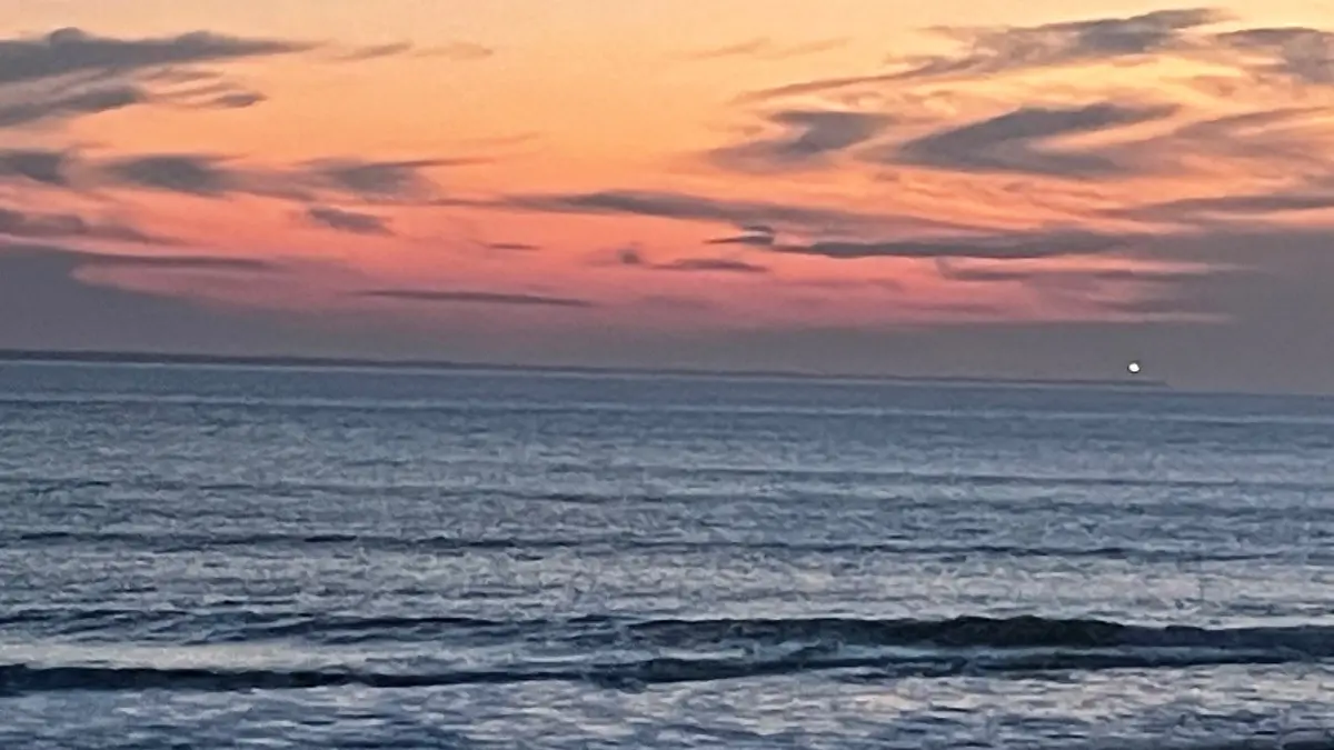 284895 - Coucher de soleil Plage des generelles