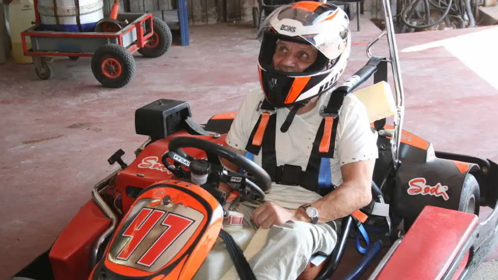 famille-karting-grands-parents-la-jonchere