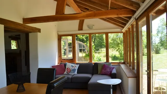 gite-maine-et-loire-anjou-vaulandry-campagne-baugé-en-anjou-49-nid-d-amour2