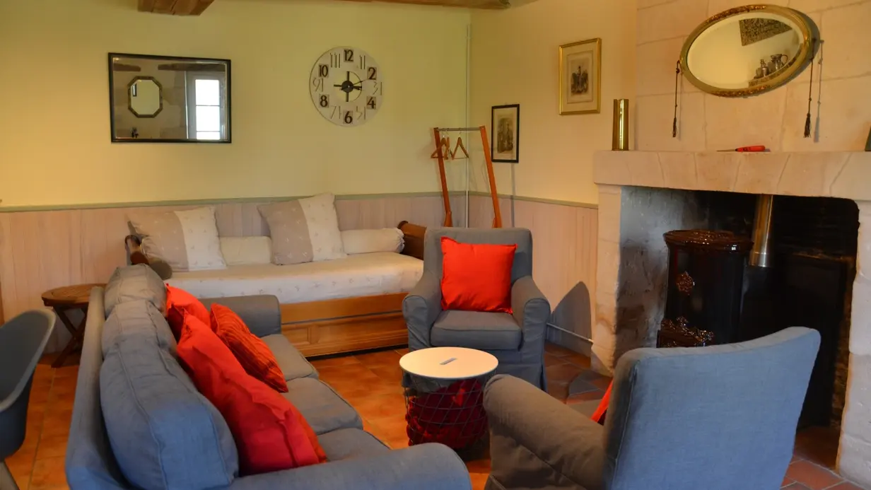 gite-morfontaine-salon-meon-noyant-villages-anjou