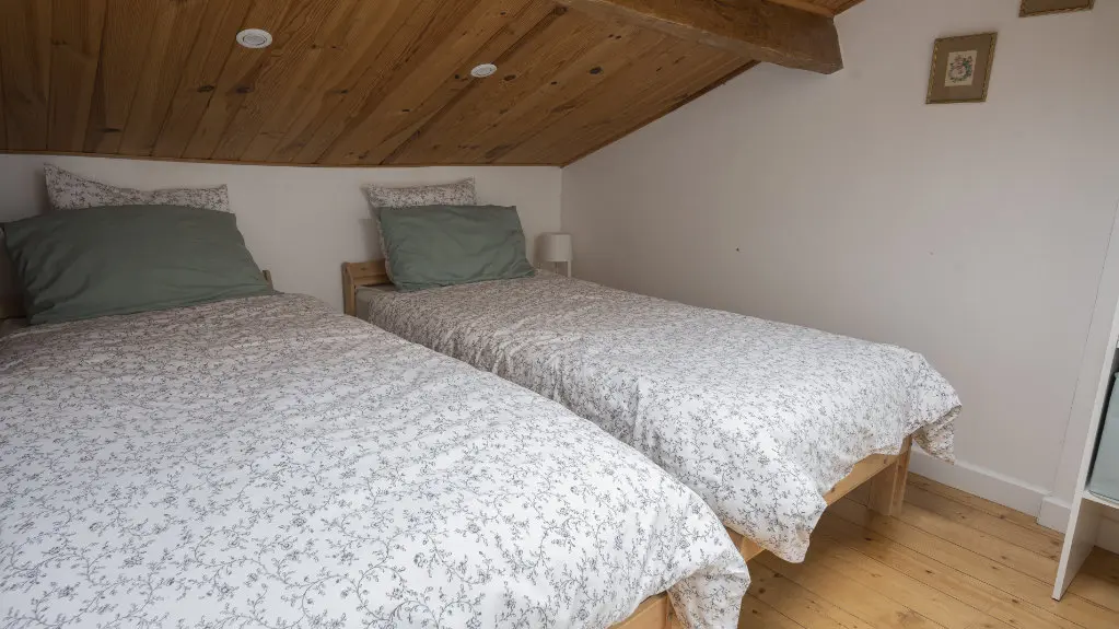 gite_la_croix_liaud_3ch_6p_chambre3_59