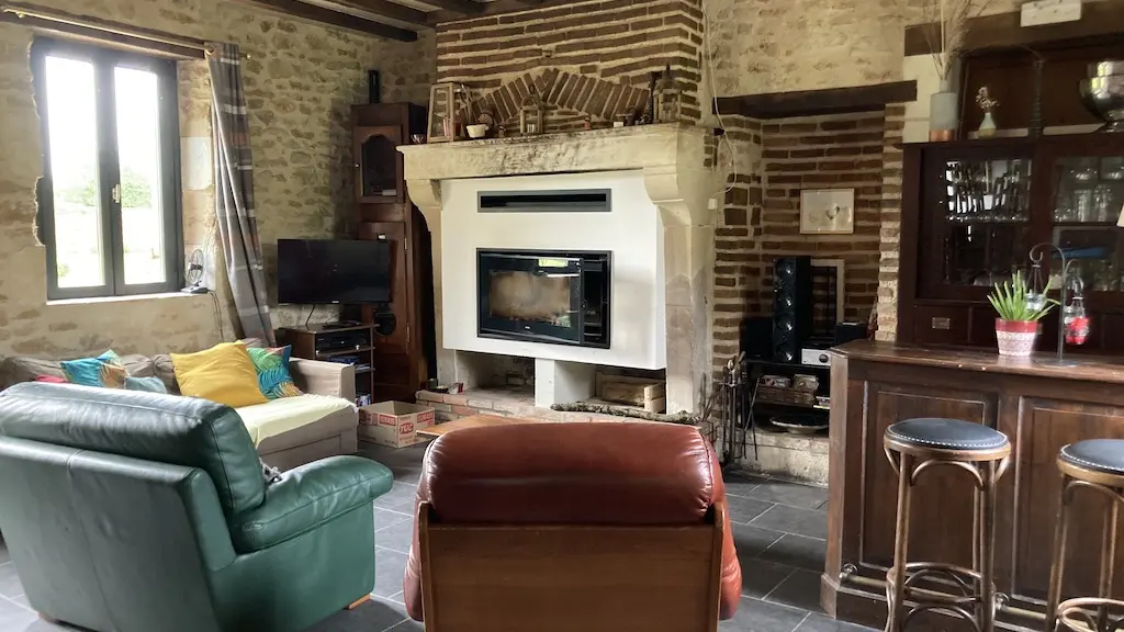 grand gite avec coin cheminée r