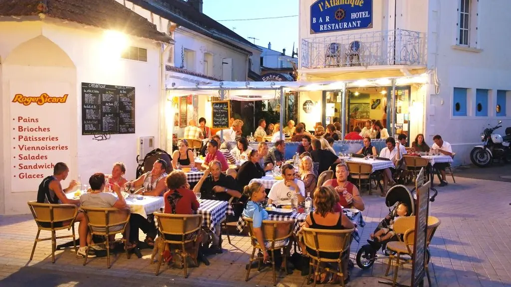 hotel-atlantique-latranchesurmer-85-hot-3