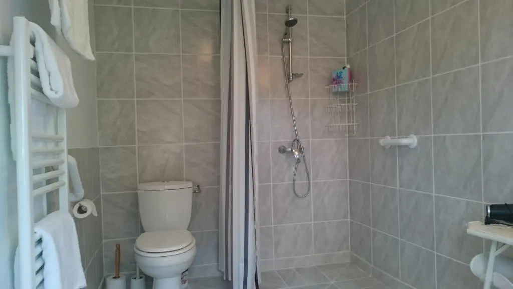 le Poirier Douche italienne