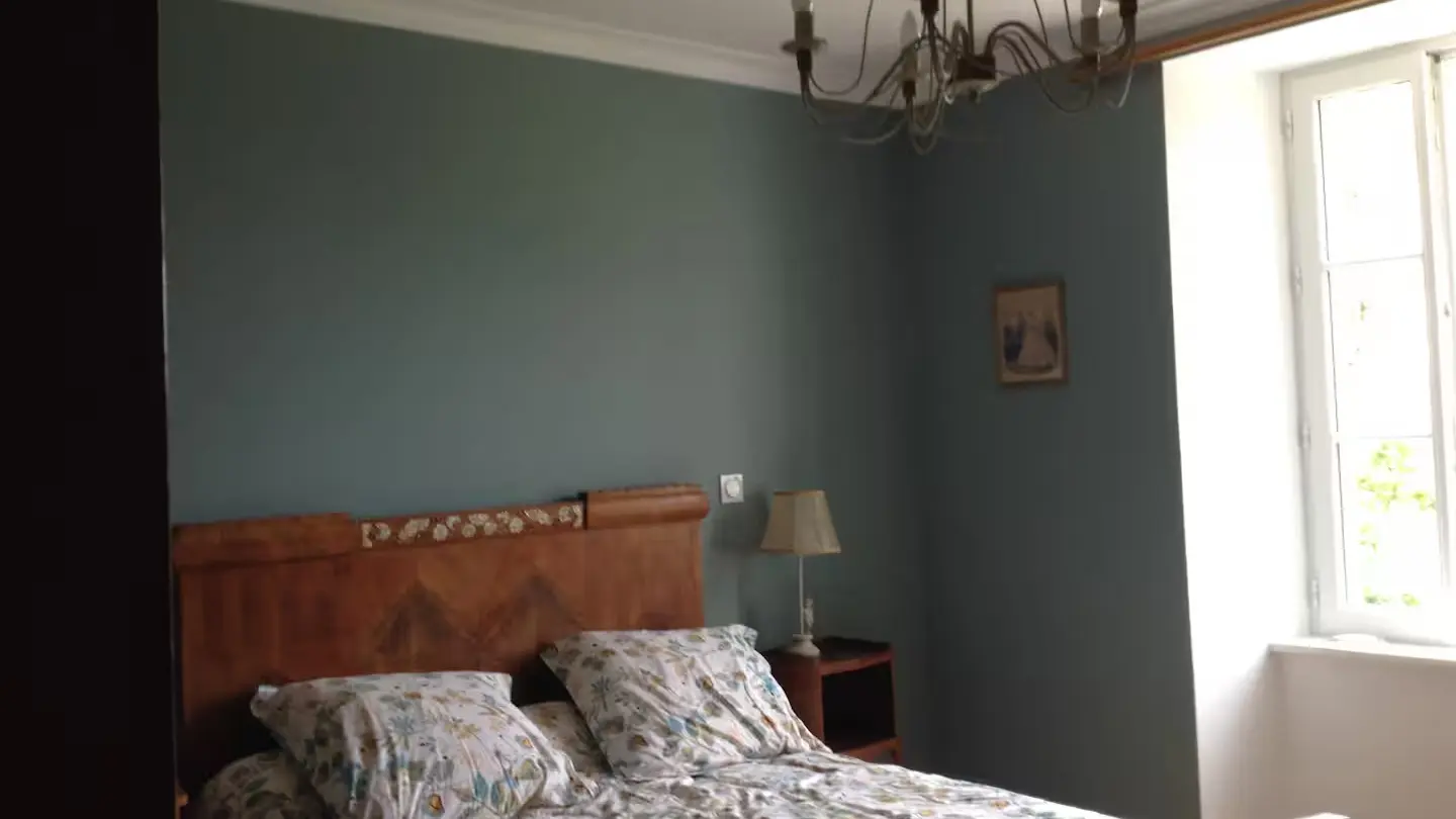 le-loft-et-ses-chambres-gite-meuble-fontenay-le-comte-85-10