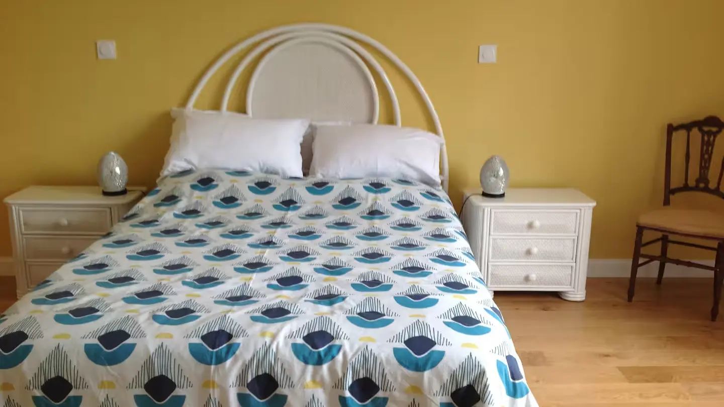 le-loft-et-ses-chambres-gite-meuble-fontenay-le-comte-85-11