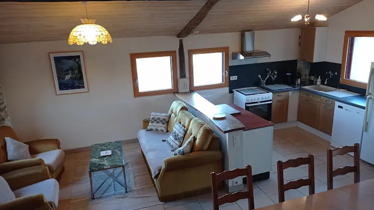 maison du heron fou salon cuisine