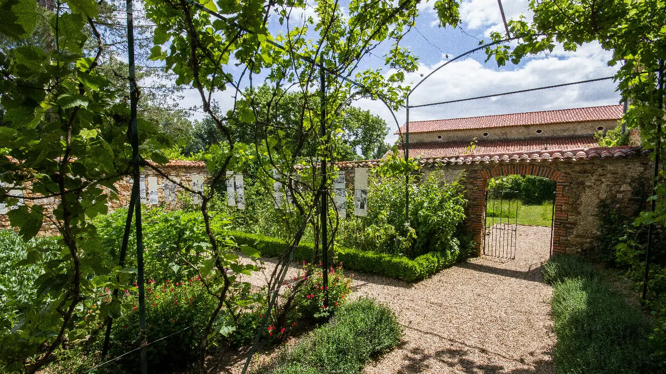 maison-natale-de-jean-de-lattre-côté jardin-mouilleron-en-pareds-85-PCU-8