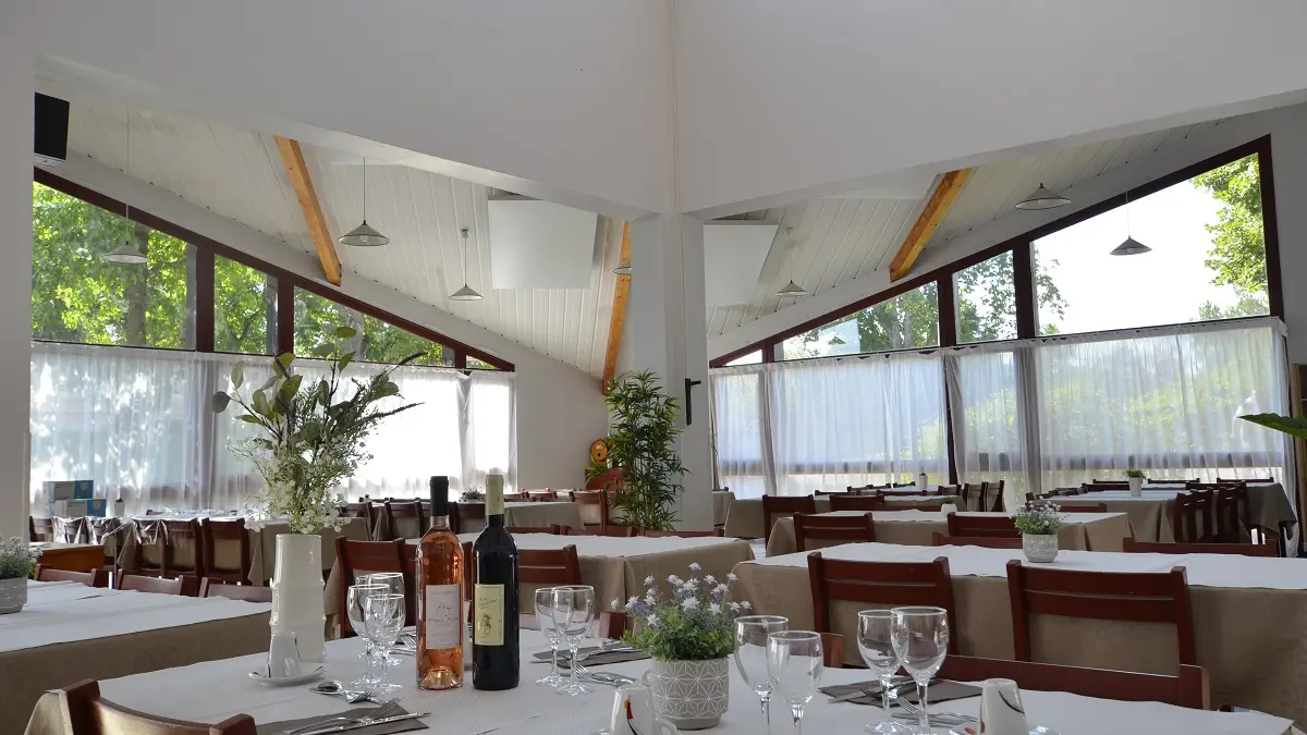 Residence-Henri-IV-Clisson-44-restaurant
