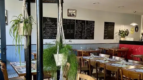 restaurant le commerce0