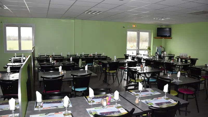 restaurant relai auverse1