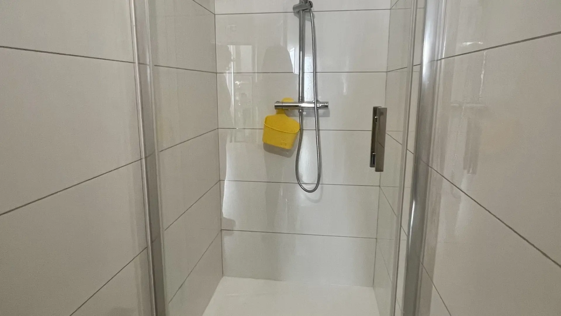 Salle de douche Auberge du Poulpe