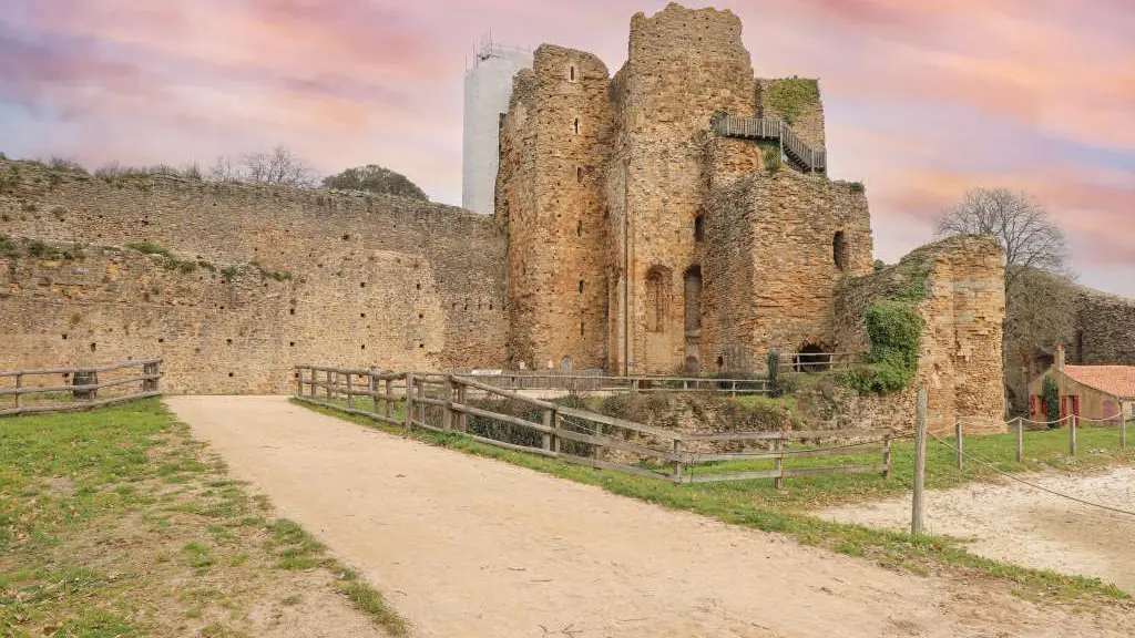 site-touristique-chateau-talmont-richard-coeur-lion