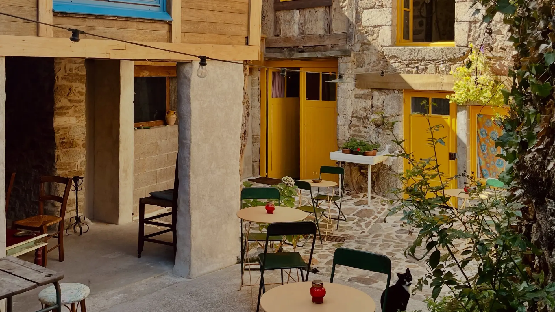 Cour privative - Le Bibelot