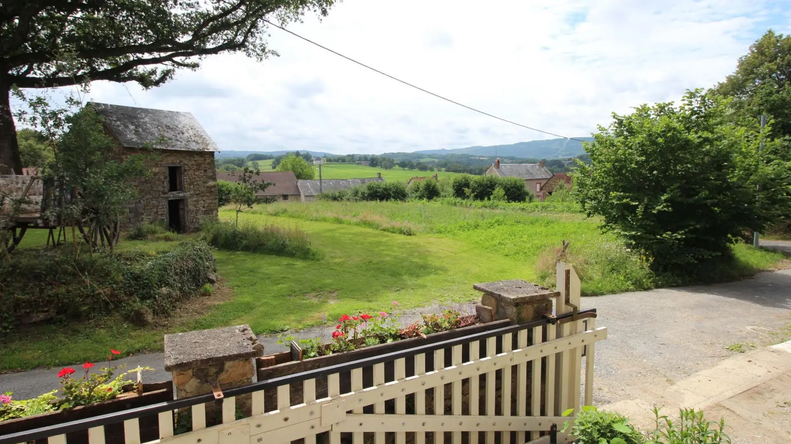 Gite Chalet des Apiculteurs au Montheil commune de Folles en Haute-Vienne_12