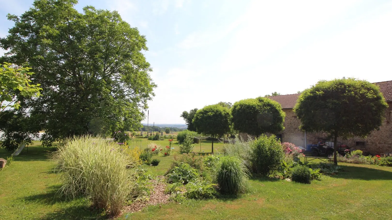 Le jardin d'agrément qui évolue en fonction des saisons !_2