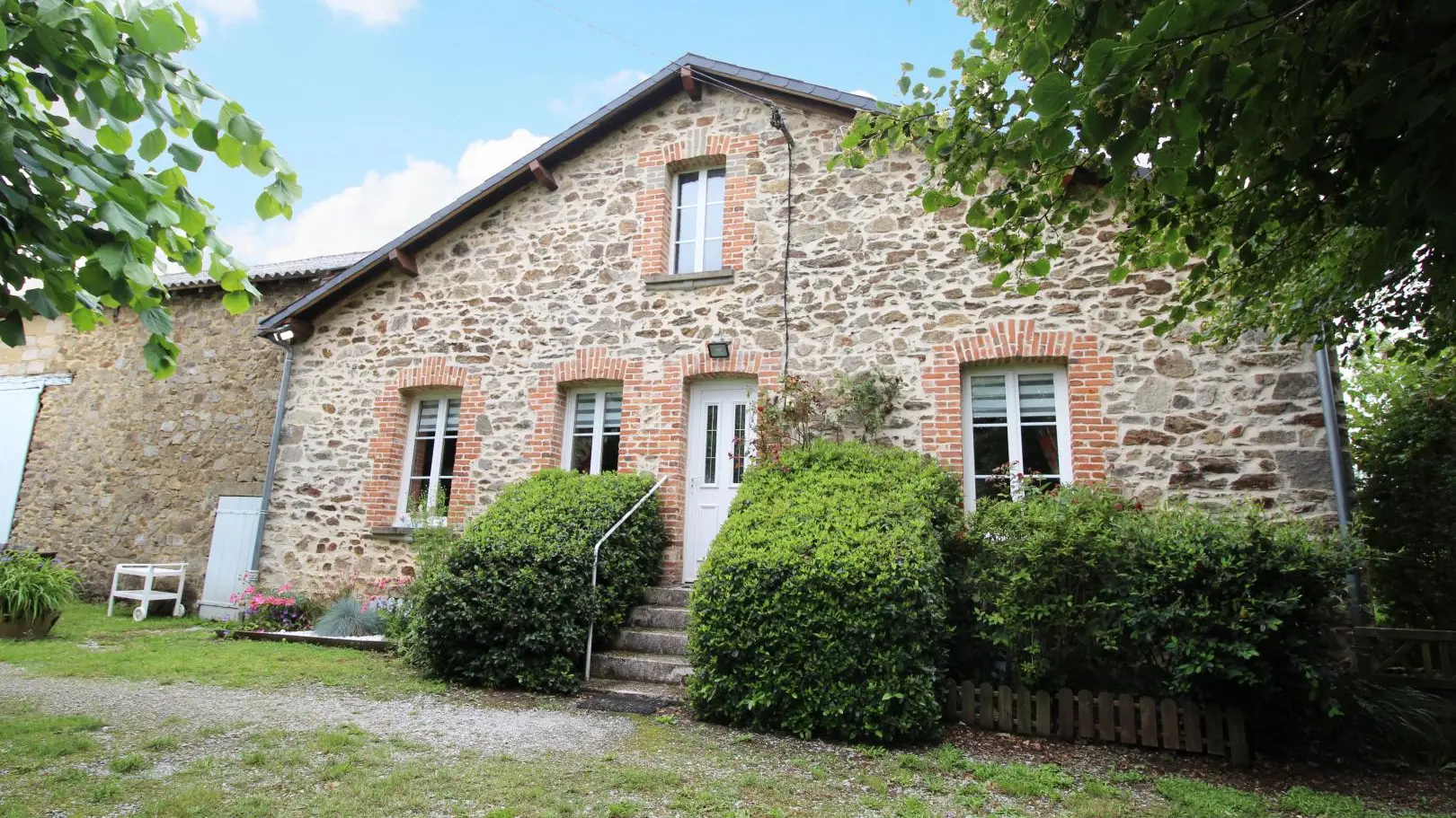 Gîte de Lavergne à Châteauneuf la Forêt en Haute-Vienne (Nouvelle Aquitaine)_27