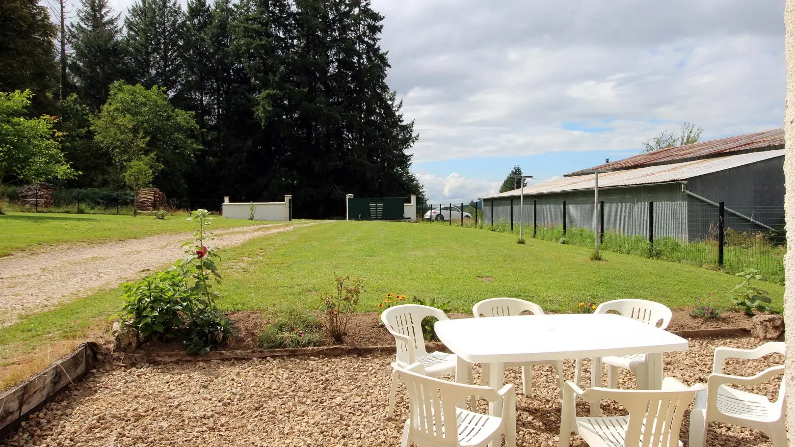 Gite au Bon accueil à Beaulieu Gare Peyrat Le Chateau en Haute-Vienne_11