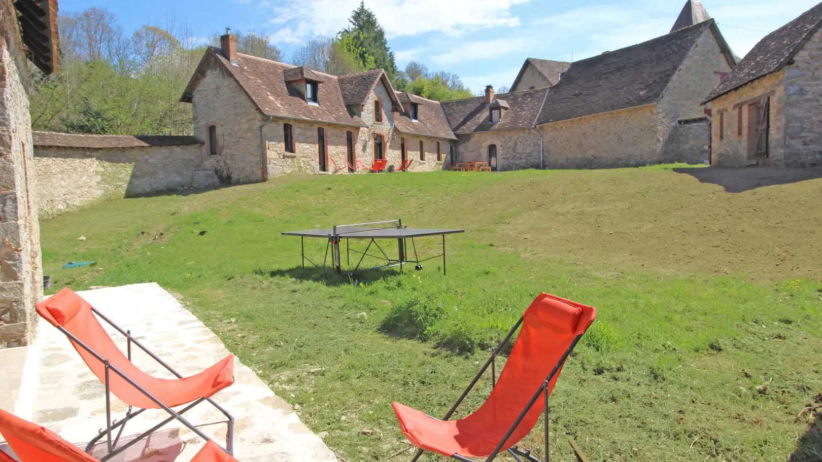 Gite la pommeraie au domaine de Montintin commune de Chateau Chervix en Haute-Vienne_28