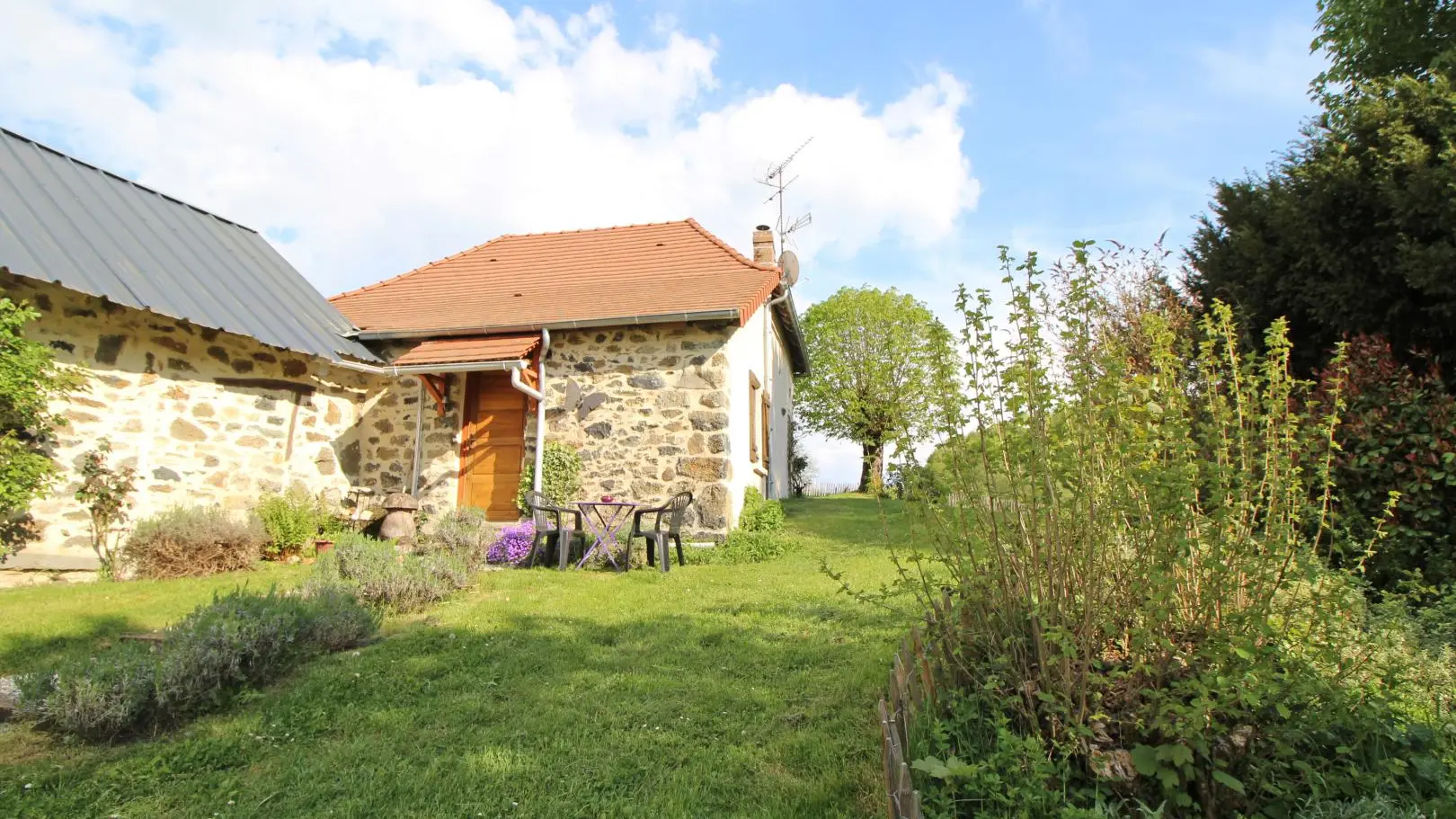 Gîte des Pierres du Mas à La Porcherie en Haute-Vienne (Nouvelle Aquitaine) _2