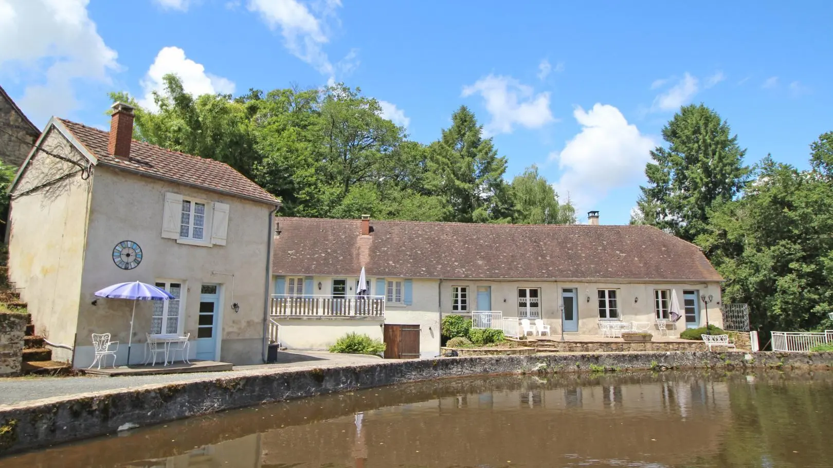 Gîte de Bellevue à Saint Yrieix la Percjhe en Haute-Vienne (Nouvelle Aquitaine)_36