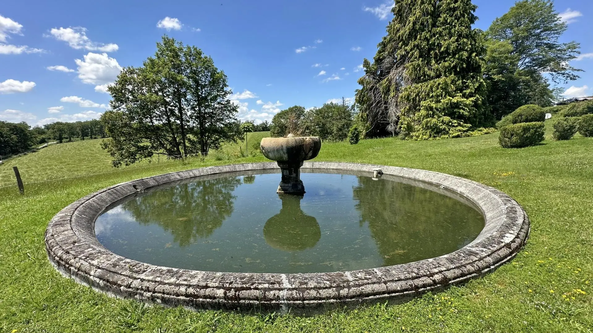 Le Petit Château à Vicq sur Breuilh en Haute-Vienne (Nouvelle Aquitaine)_71