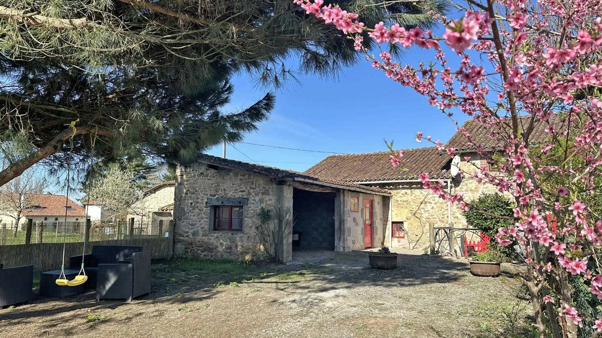 Le gîte de Nathye à Saint-Junien en Haute-Vienne (Nouvelle Aquitaine)_26