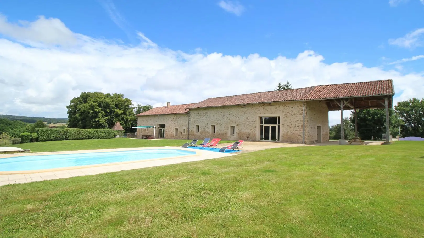 Gîte de Feuillade à Saint Laurent Sur Gorre en Haute-Vienne_1