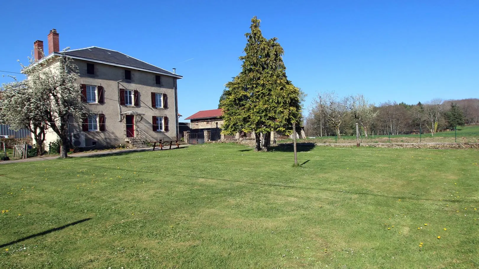 Gite de Naugeat commune de Saint Laurent Sur Gorre en Nouvelle Aquitaine_16