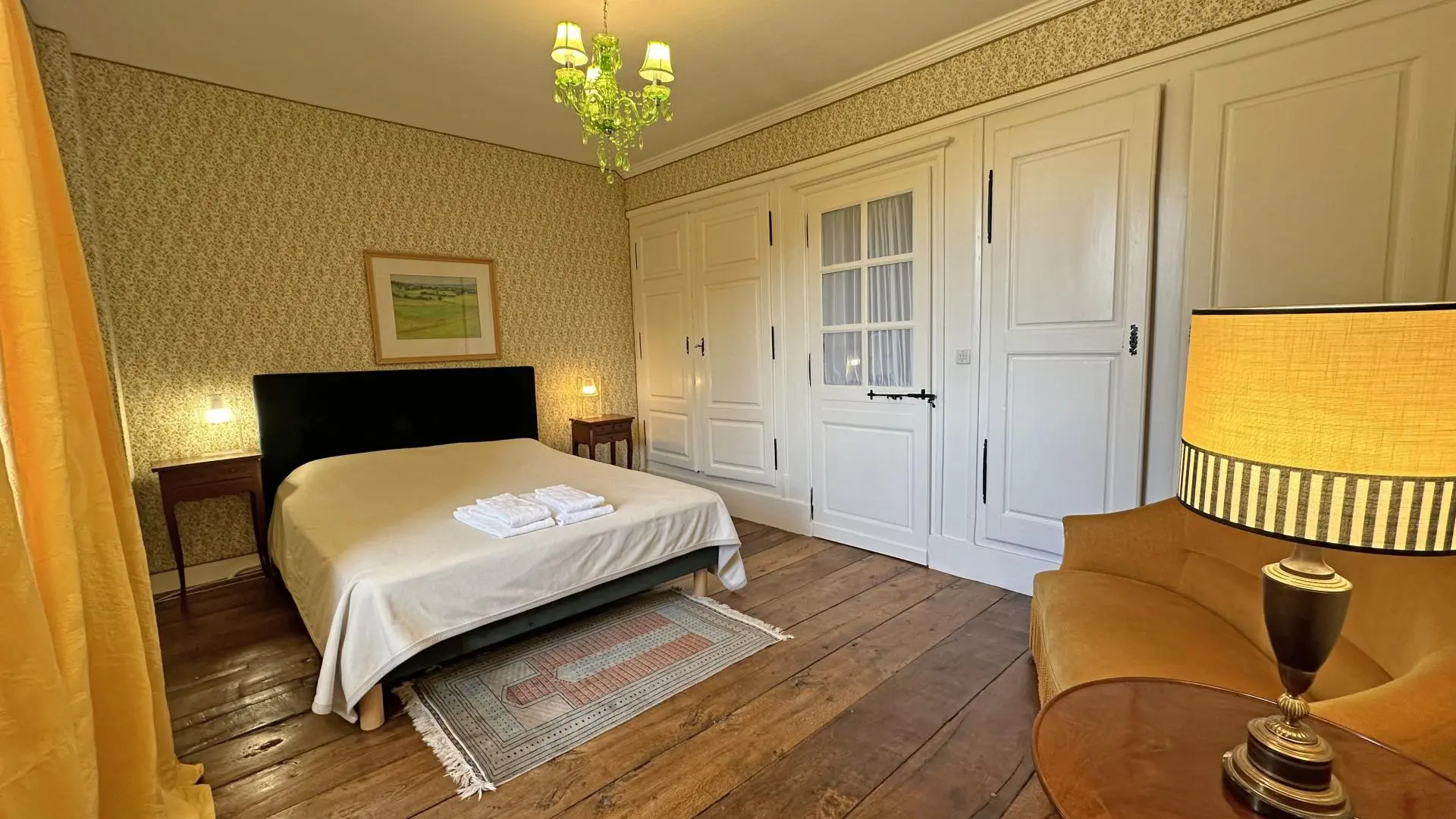 Domaine de Gensignac à Séreilhac en Haute-Vienne (Nouvelle Aquitaine)- suite fleurie - chambre 3_30