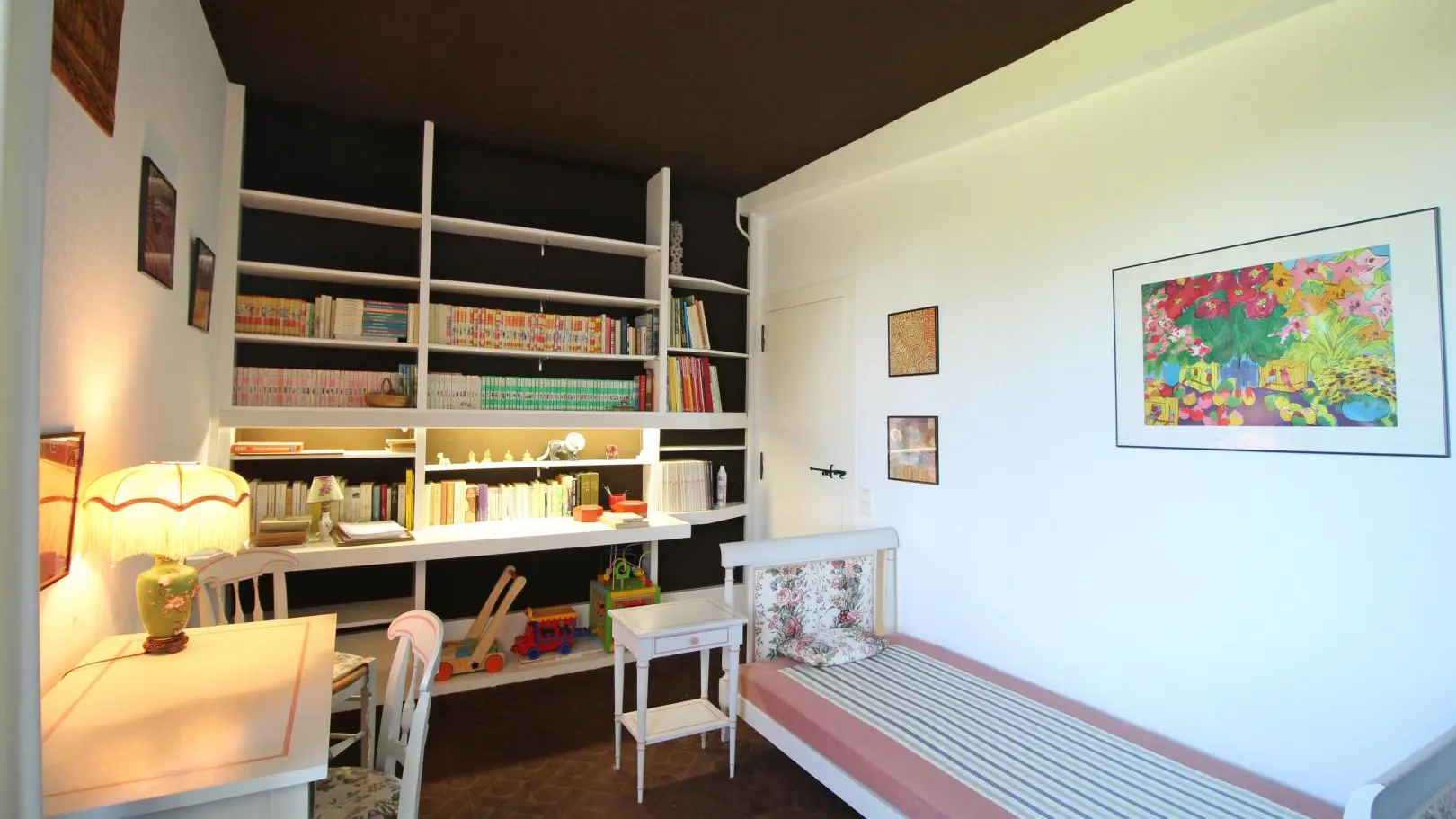 Domaine de Gensignac à Séreilhac en Haute-Vienne (Nouvelle Aquitaine)- chambre bibliothèque_24